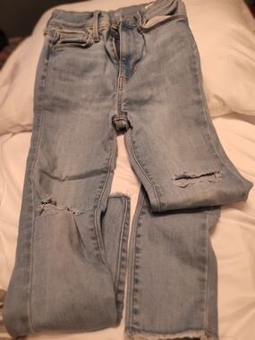 Light Blue Distressed Women’s Jeans